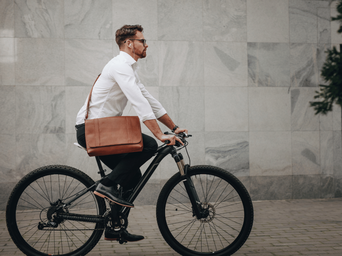 best cycling bags for commuting