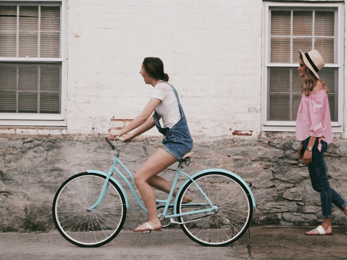 2 Best Cruiser Bikes for Women: Ladies You Will Love Them